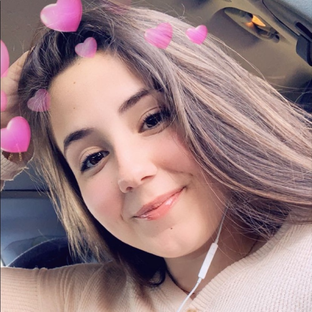 Meet your Posher, Savannah